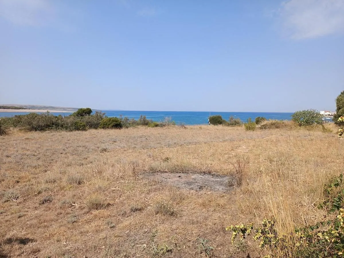 Private Apartment ,Surrounded By Nature,50M From The Sea 포블랴나